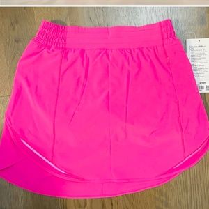 Lululemon rare sonic pink hotty hot skirt!